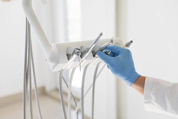 24/7 Emergency Dental Implants experts in Naples, TX